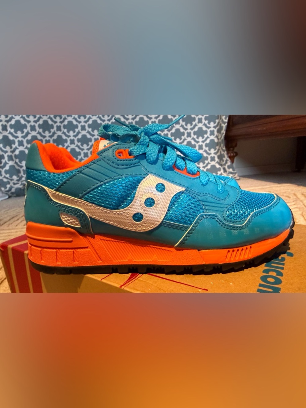 Saucony Women’s Shadow 500 60033-36 Blue/Orange (NWT/never worn)